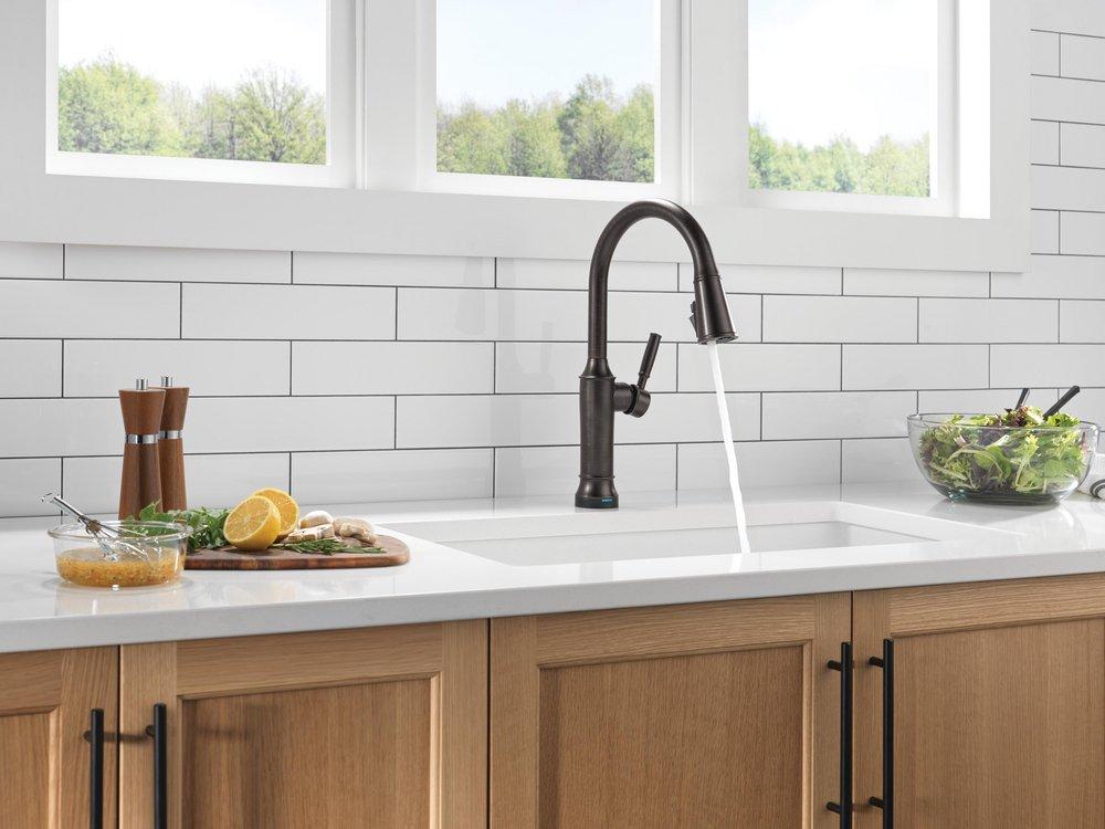 Single Handle Pull Down Touchless Kitchen Faucet in Venetian Bronze 