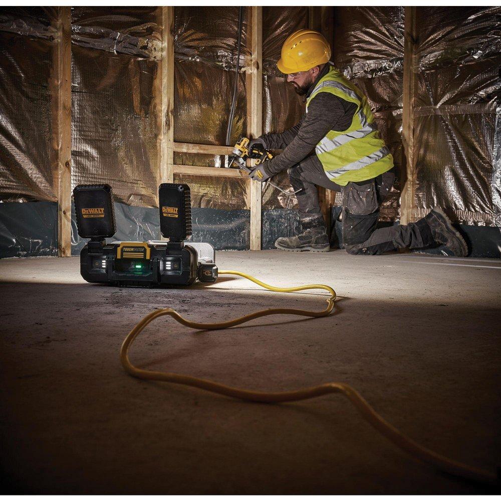 Adjustable Work Light with Storage 