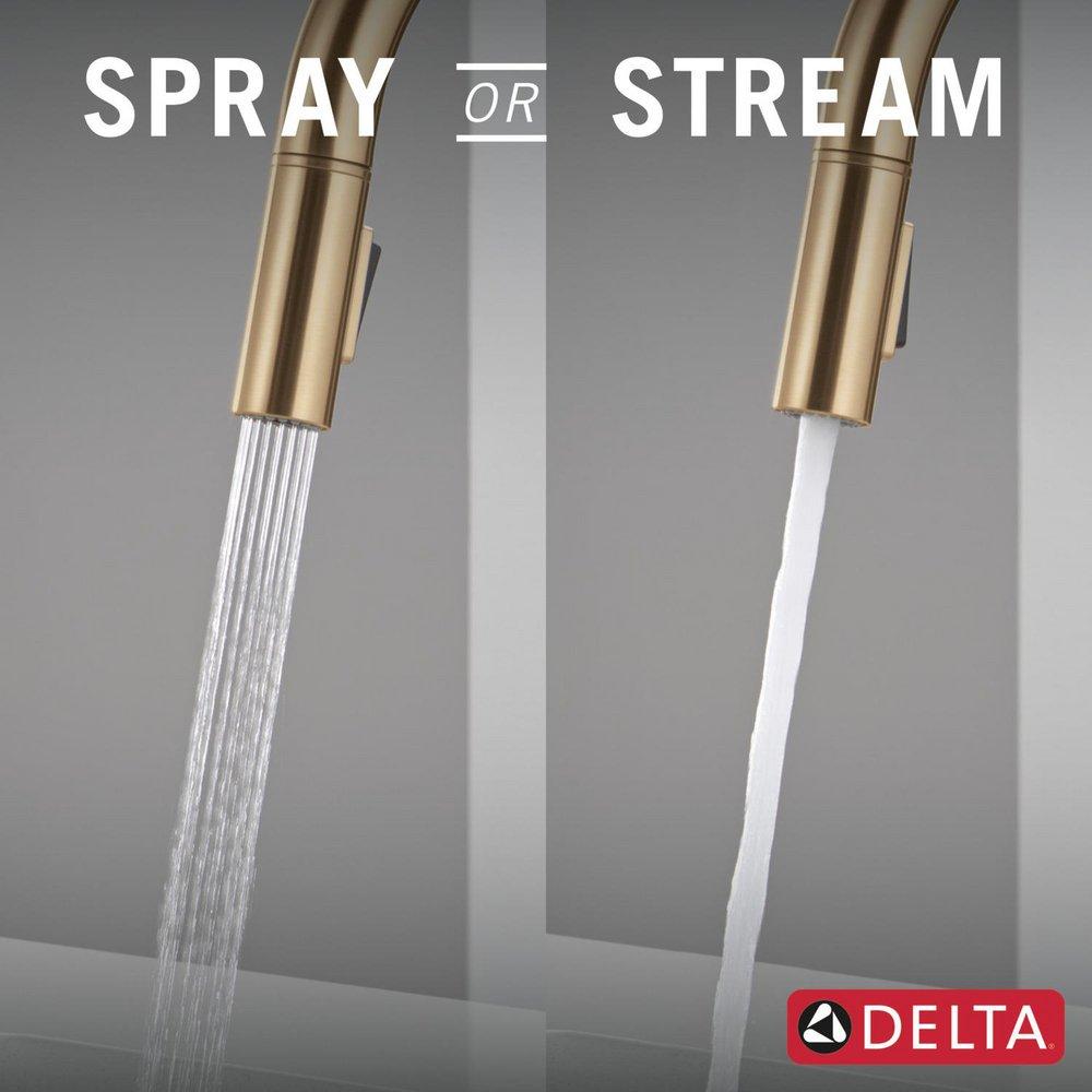 Single Handle Pull Down Kitchen Faucet in Champagne Bronze 