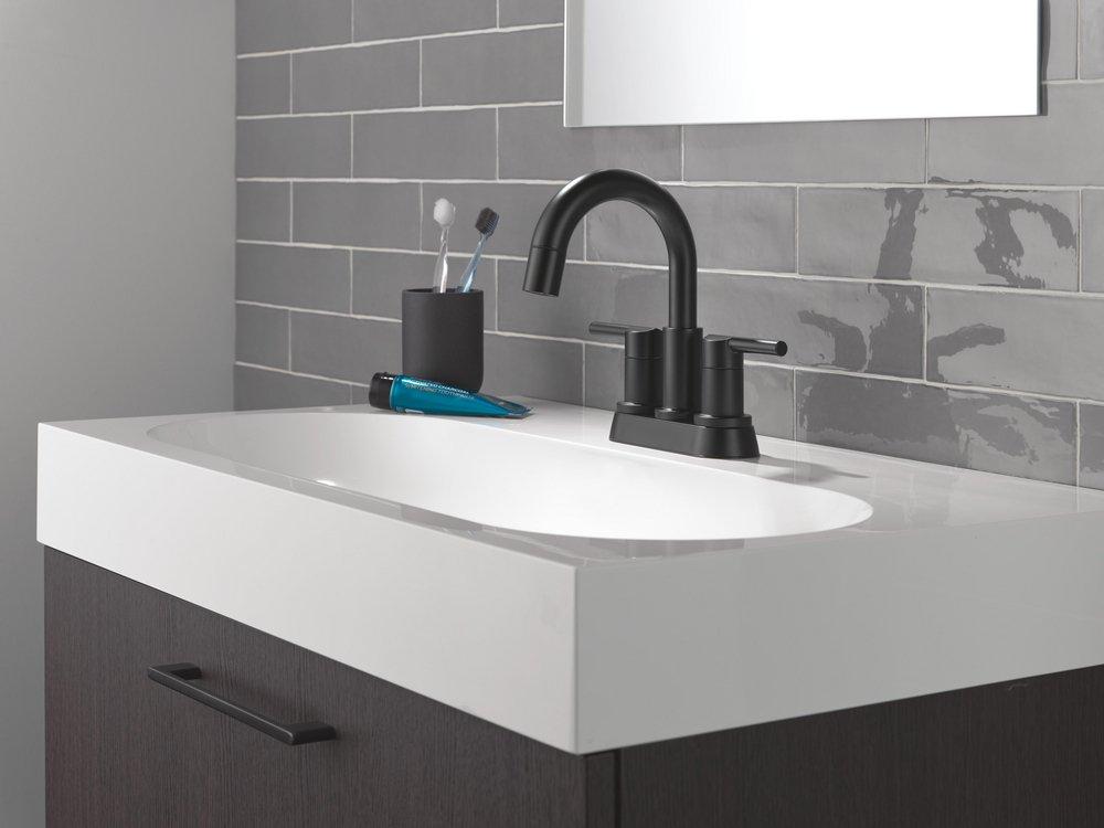 Two Handle Centerset Bathroom Sink Faucet in Matte Black 