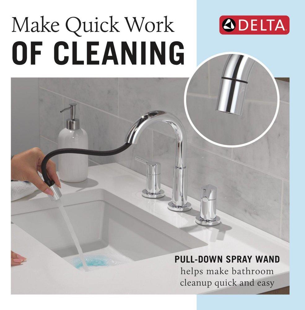 Two Handle Widespread Bathroom Sink Faucet in Chrome 