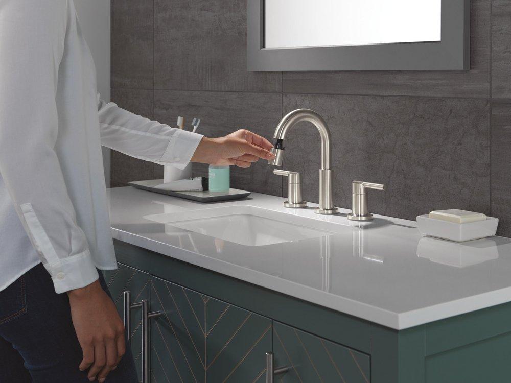 Two Handle Widespread Bathroom Sink Faucet in Stainless 