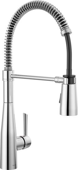 Single Handle Pull Down Kitchen Faucet in Chrome