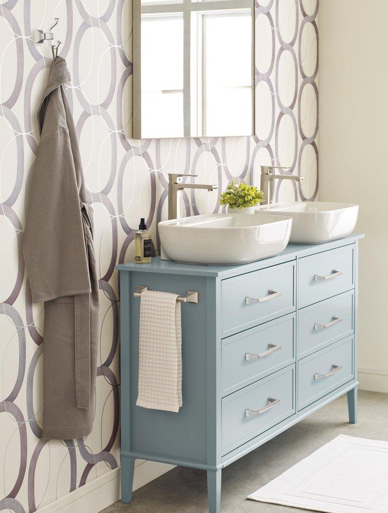 MULHOLLAND BRUSHED NICKEL 8 INCH 203MM TOWEL BAR 