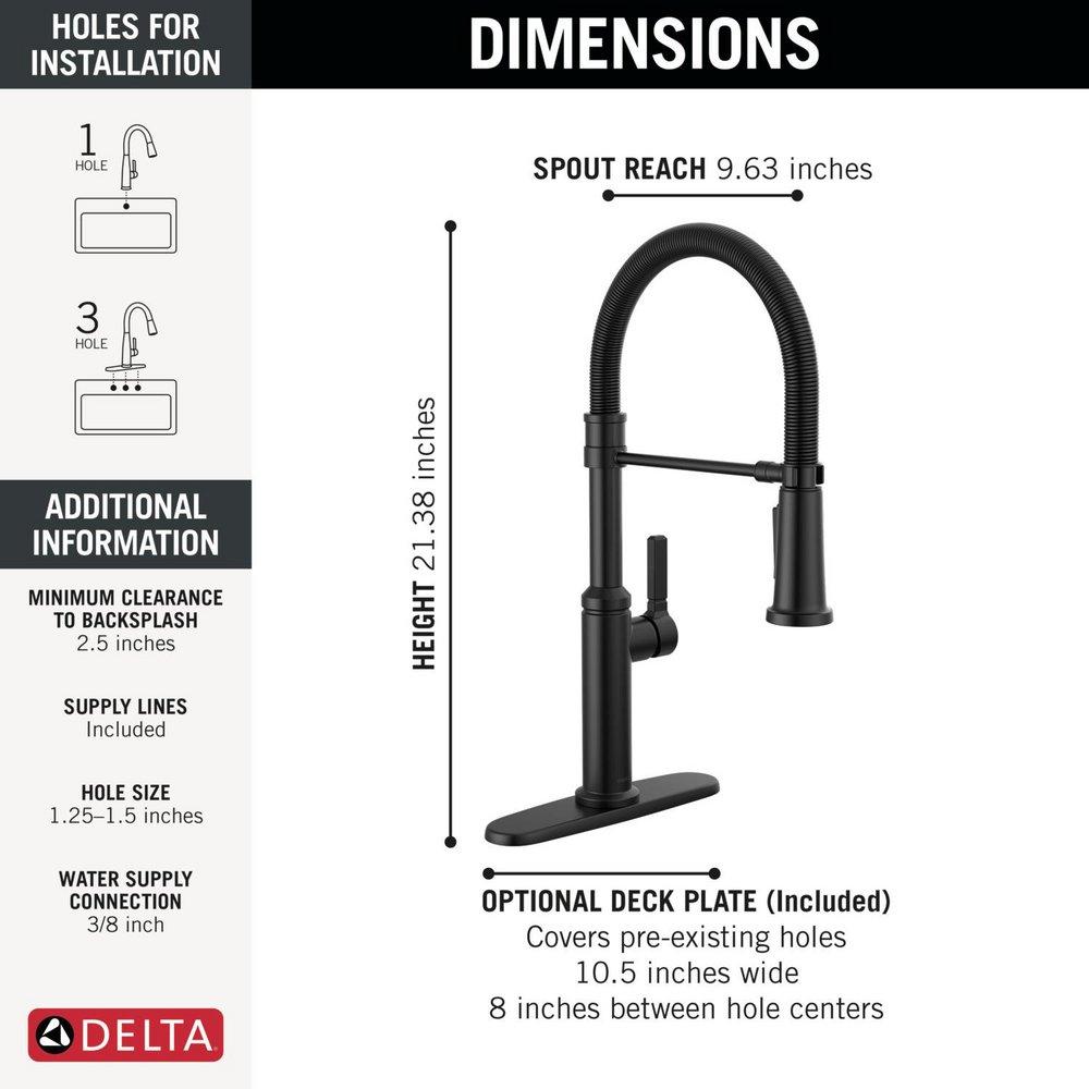 Single Handle Pull Down Kitchen Faucet in Matte Black 