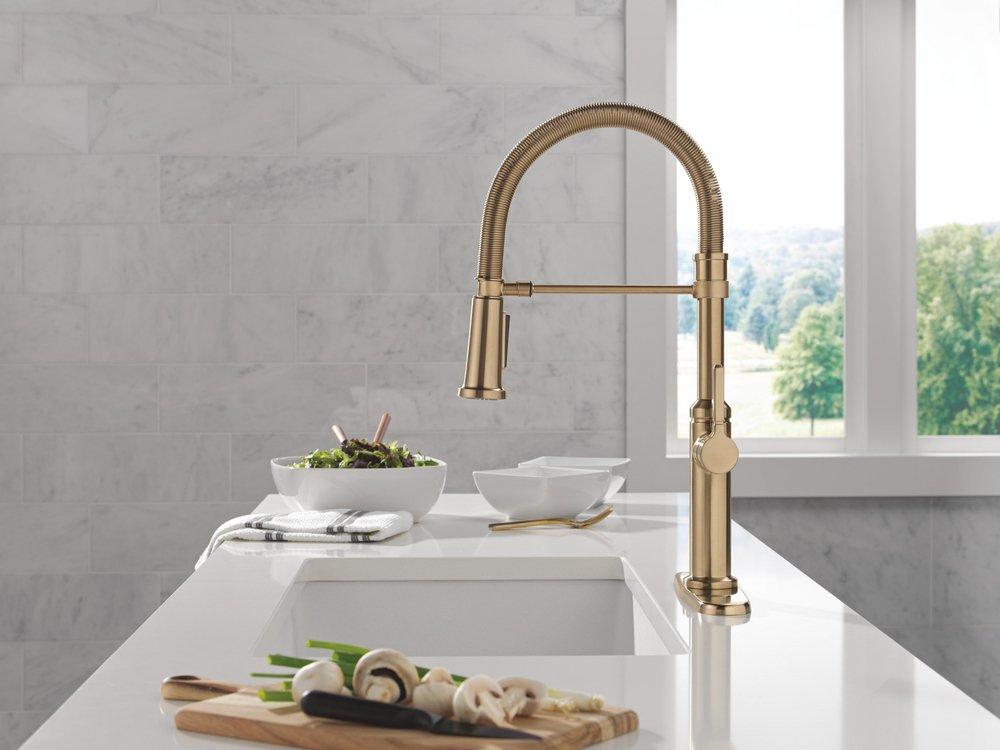 Single Handle Pull Down Kitchen Faucet in Champagne Bronze 