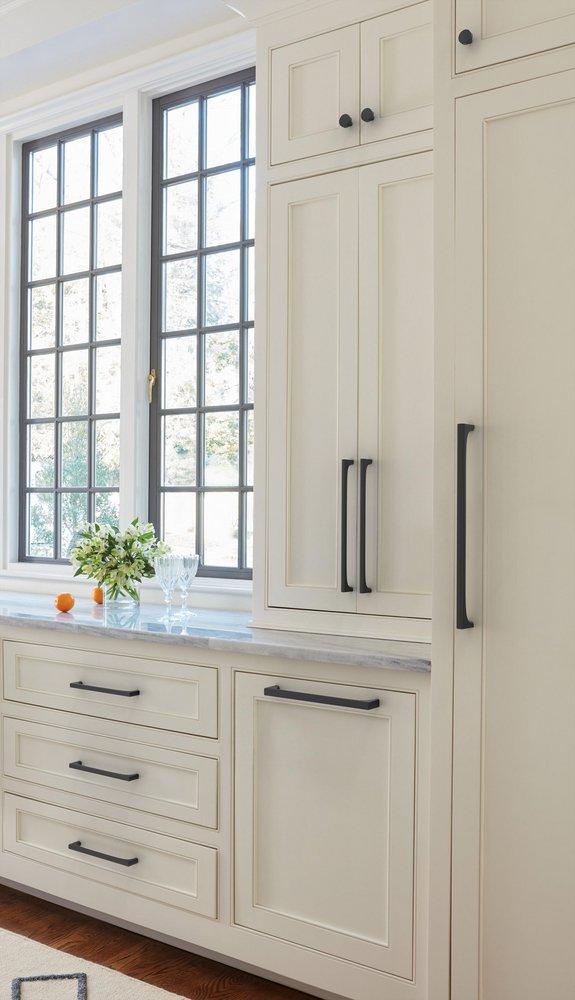 Amerock Matte Black 18 in. Center-to-Center Appliance Pull 