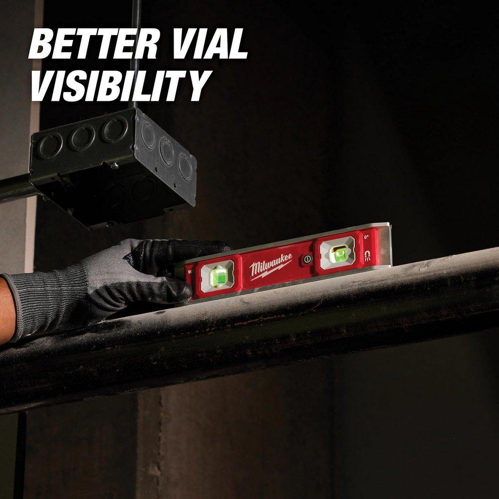 9 TORPEDO LEVEL WITH LIGHTED VIALS 