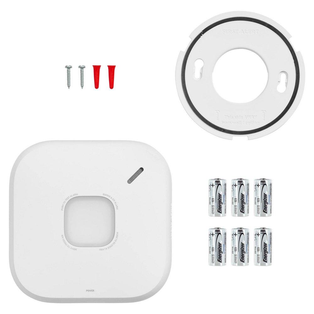 SC5 BATTERY SMART SMOKE & CARBON MONOXIDE CO ALARM. OFFERS SMART 2-IN-1 SMOKE/FIRE & CO DETECTION COMPATIBLE W/  NEST PROTECT BRK & FIRST ALERT ALARMS TO EASILY INTEGRATE & UPGRADE PROTECTION 