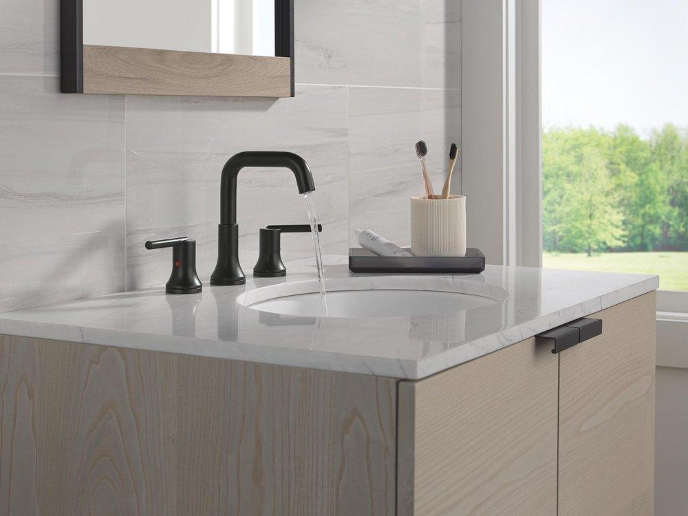 DELTA TRINSIC TWO HANDLE WIDESPREAD BATHROOM FAUCET 
