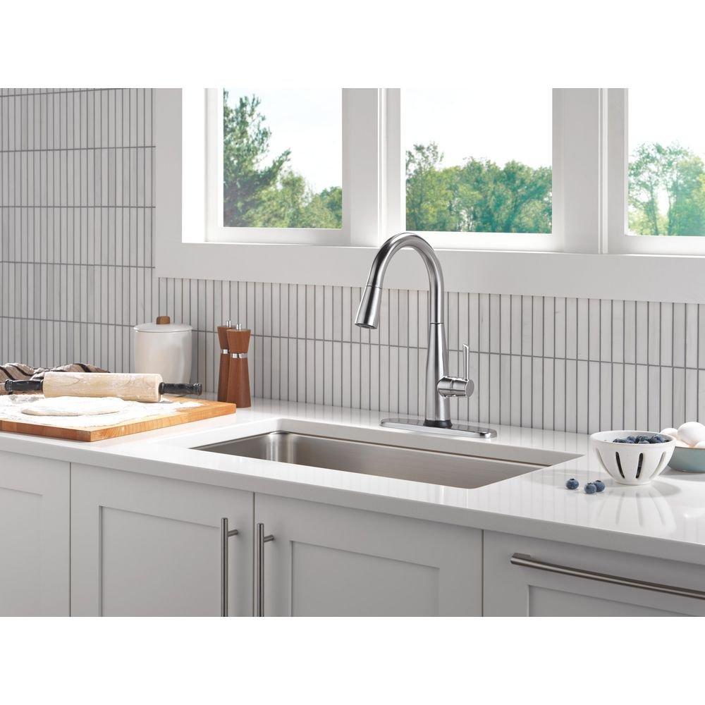 Essa&reg; Touch2O&reg; Technology Kitchen Faucet with Touchless Technology in Arctic Stainless 