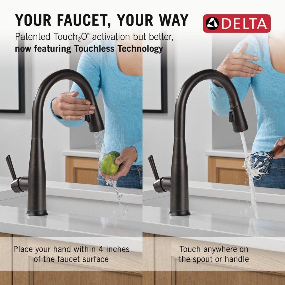 Single Handle Pull Down Kitchen Faucet in Venetian Bronze 