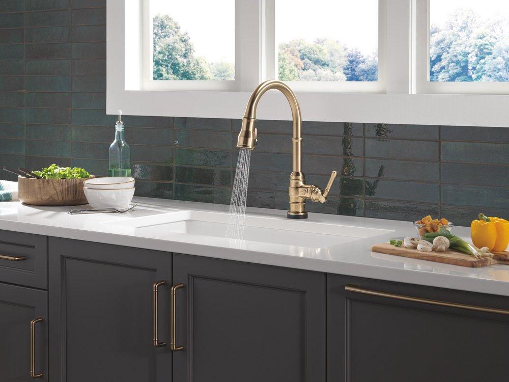 Single Handle Pull Down Kitchen Faucet in Champagne Bronze 
