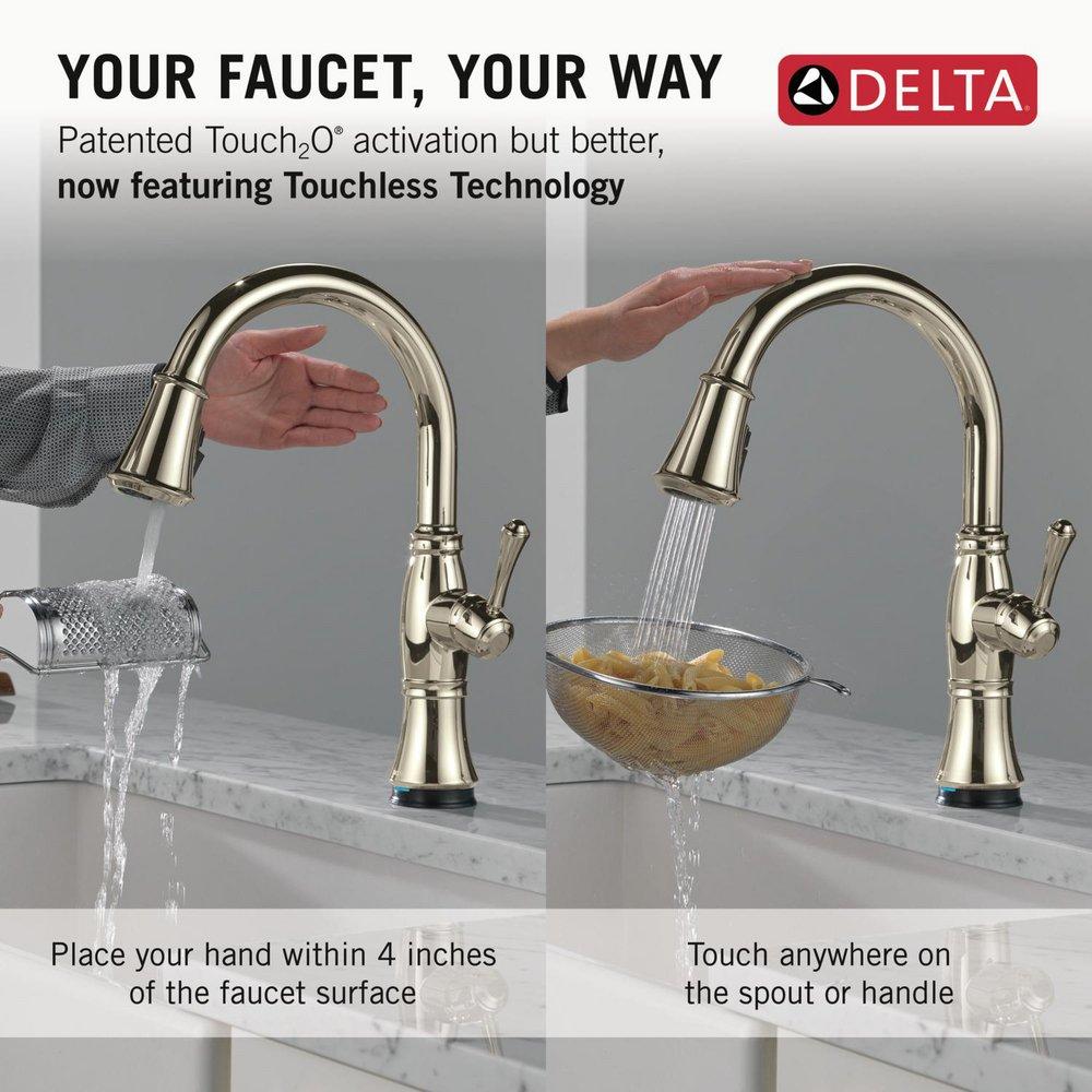 Single Handle Pull Down Kitchen Faucet in Lumicoat&reg; Polished Nickel 