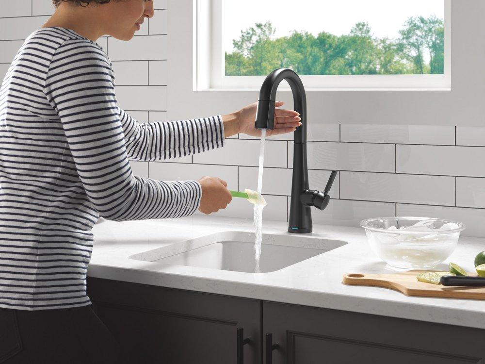 DELTA MONROVIA TOUCH2O BAR / PREP FAUCET WITH TOUCHLESS TECHNOLOGY 