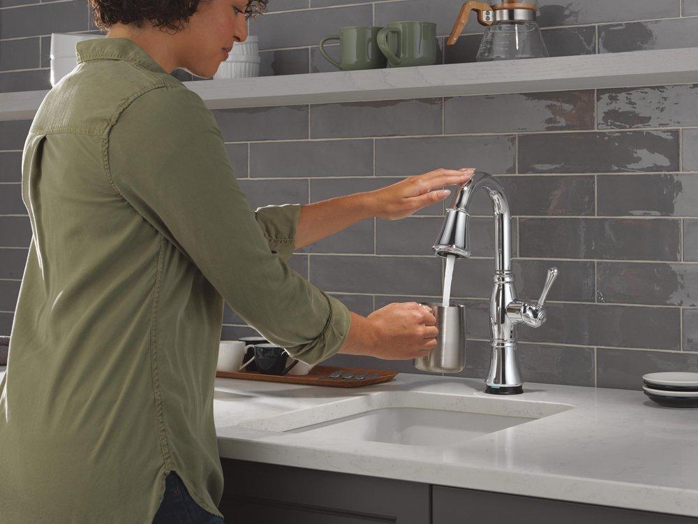 Single Handle Bar Faucet in Lumicoat&reg; Chrome 