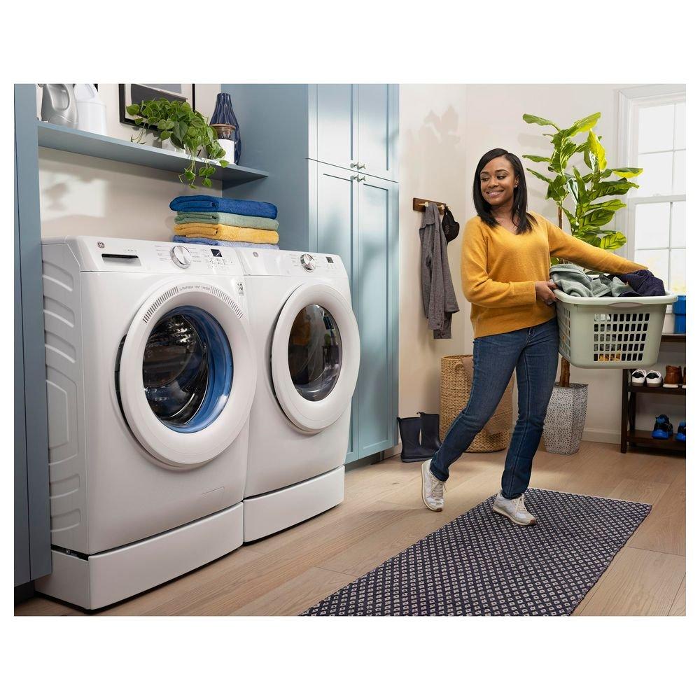GE 4.8 CU FT FRONTLOAD WASHER WITH UFV WHITE 