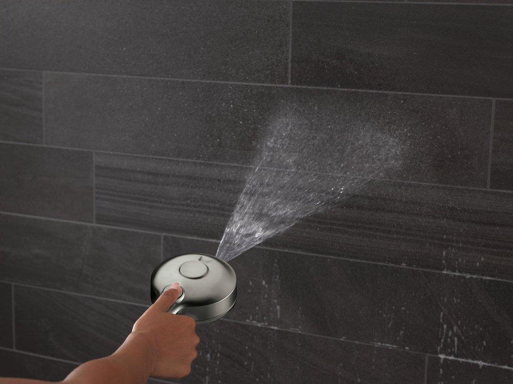 DELTA UNIVERSAL SHOWERING COMPONENTS: 6-SETTING HYDRORAIN WITH PROCLEAN 