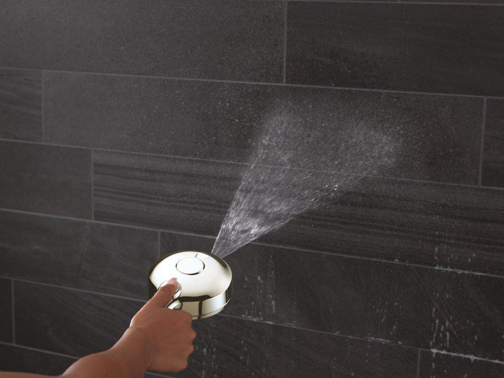 DELTA UNIVERSAL SHOWERING COMPONENTS: 6-SETTING HYDRORAIN WITH PROCLEAN 