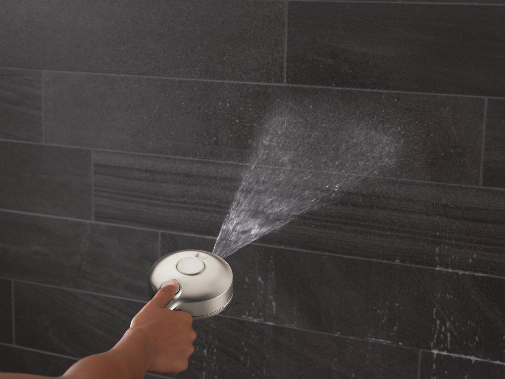 DELTA UNIVERSAL SHOWERING COMPONENTS: 6-SETTING HYDRORAIN WITH PROCLEAN 