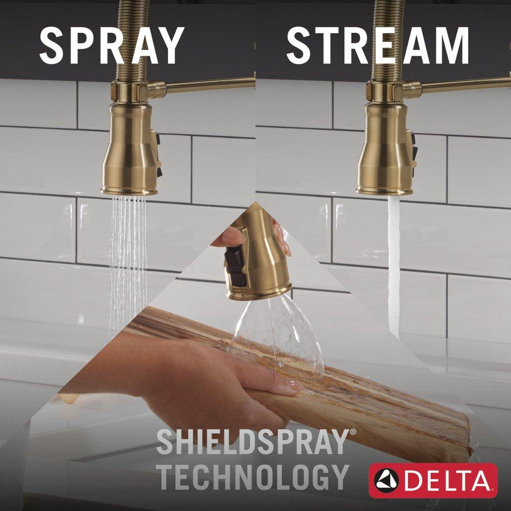 Single Handle Pull Down Kitchen Faucet in Champagne Bronze 