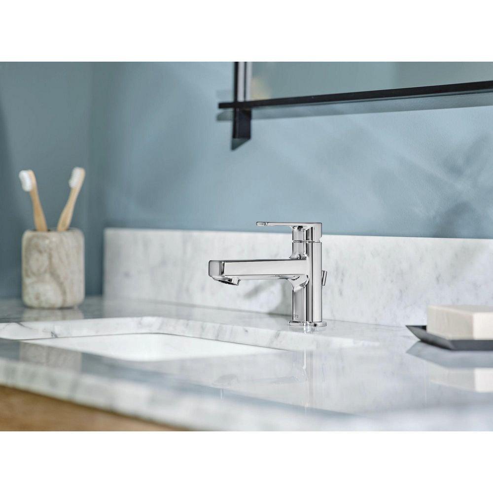 Single Handle Monoblock Bathroom Sink Faucet in Chrome 