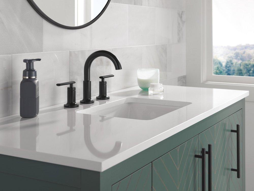 Two Handle Widespread Bathroom Sink Faucet in Matte Black 