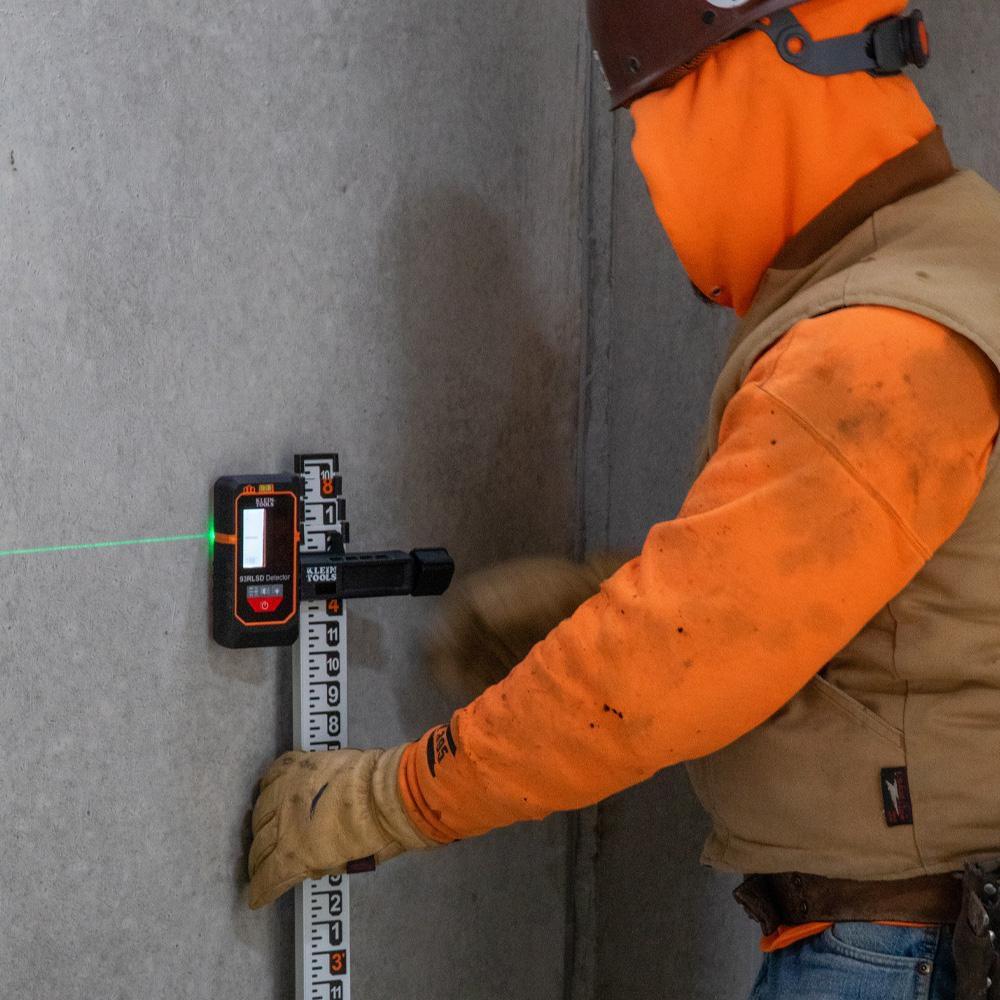 GREEN ROTARY LASER LEVEL SELF-LEVELING WITH PLUMB SPOT AND TRIPOD 