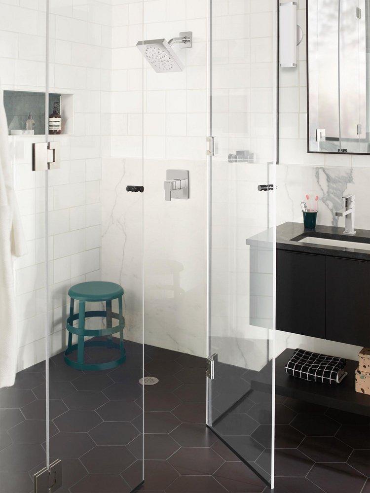 CHROME ONE GLOBE BATH LIGHT 