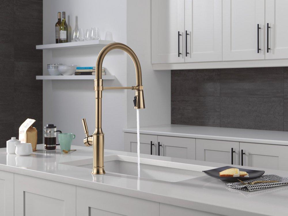 Single Handle Pull Down Kitchen Faucet in Lumicoat Champagne Bronze 
