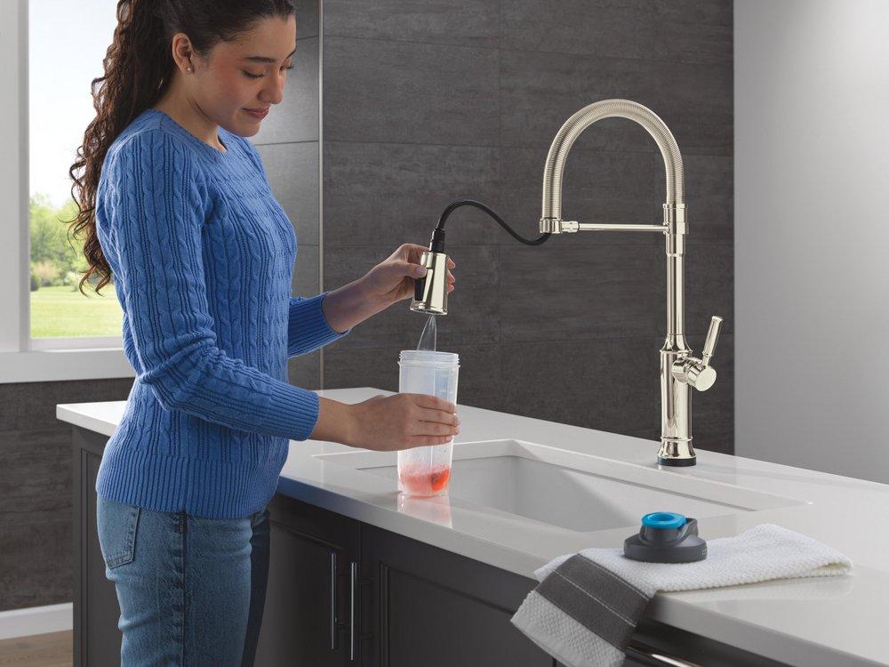 TOUCH2O TECHNOLOGY KITCHEN FAUCET WITH TOUCHLESS TECHNOLOGY IN LUMICOAT POLISHED NICKEL 