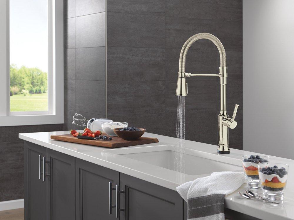 TOUCH2O TECHNOLOGY KITCHEN FAUCET WITH TOUCHLESS TECHNOLOGY IN LUMICOAT POLISHED NICKEL 