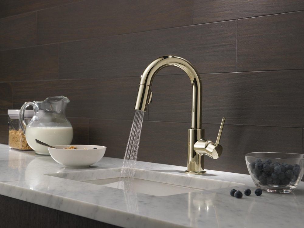 Single Handle Pull Down Bar Faucet in Polished Nickel 