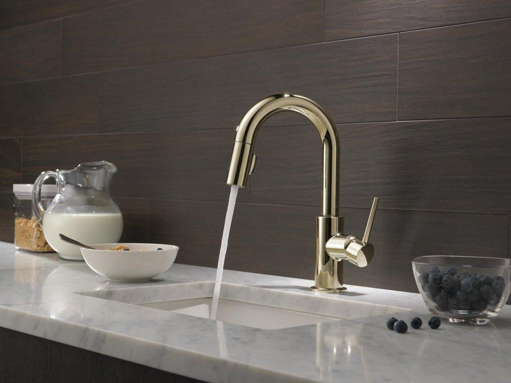 Single Handle Pull Down Bar Faucet in Polished Nickel 