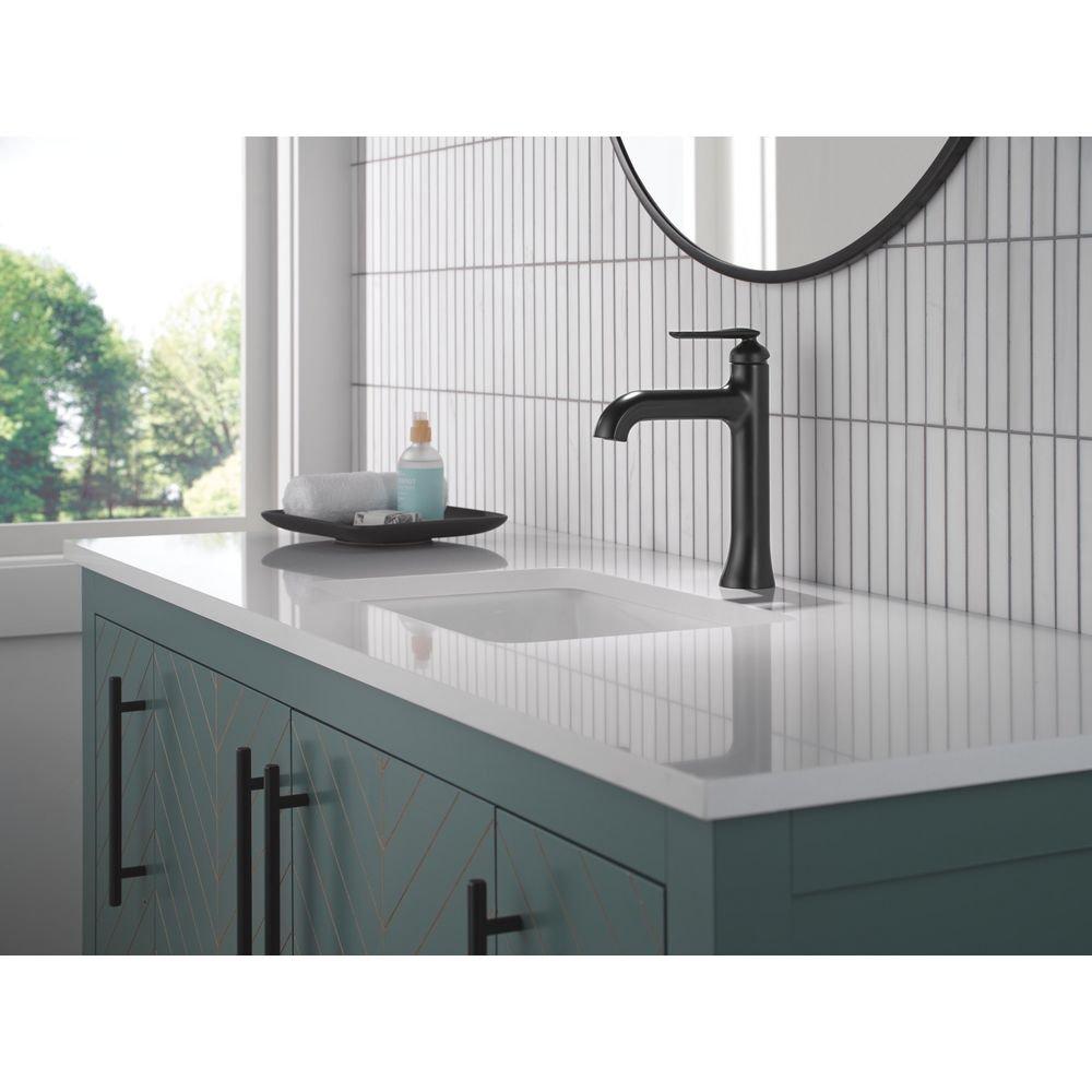 Delta Bonacci: Single Handle Mid-Height Bathroom Faucet 