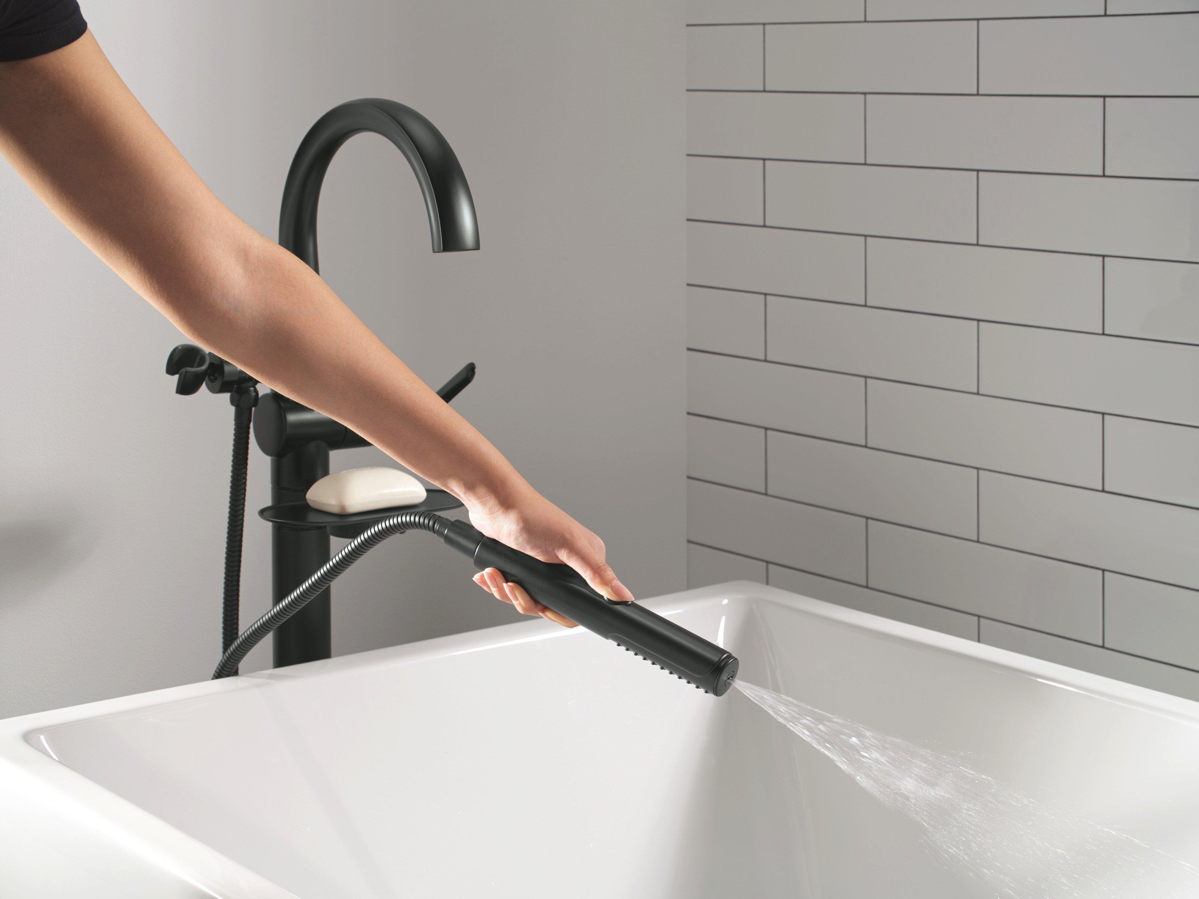 Delta Bonacci: Floor Mount Tub Filler Trim 