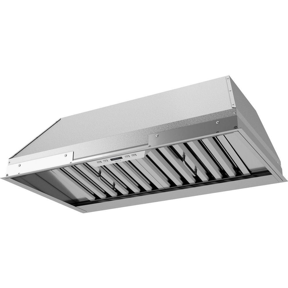 Monsoon I has taken the one-piece liner to the next level. Featuring dual-level LumiLight LED lighting with TruHue&trade; that lets you customize the ambiance from warm to cool (2700K to 5000K) with just a 