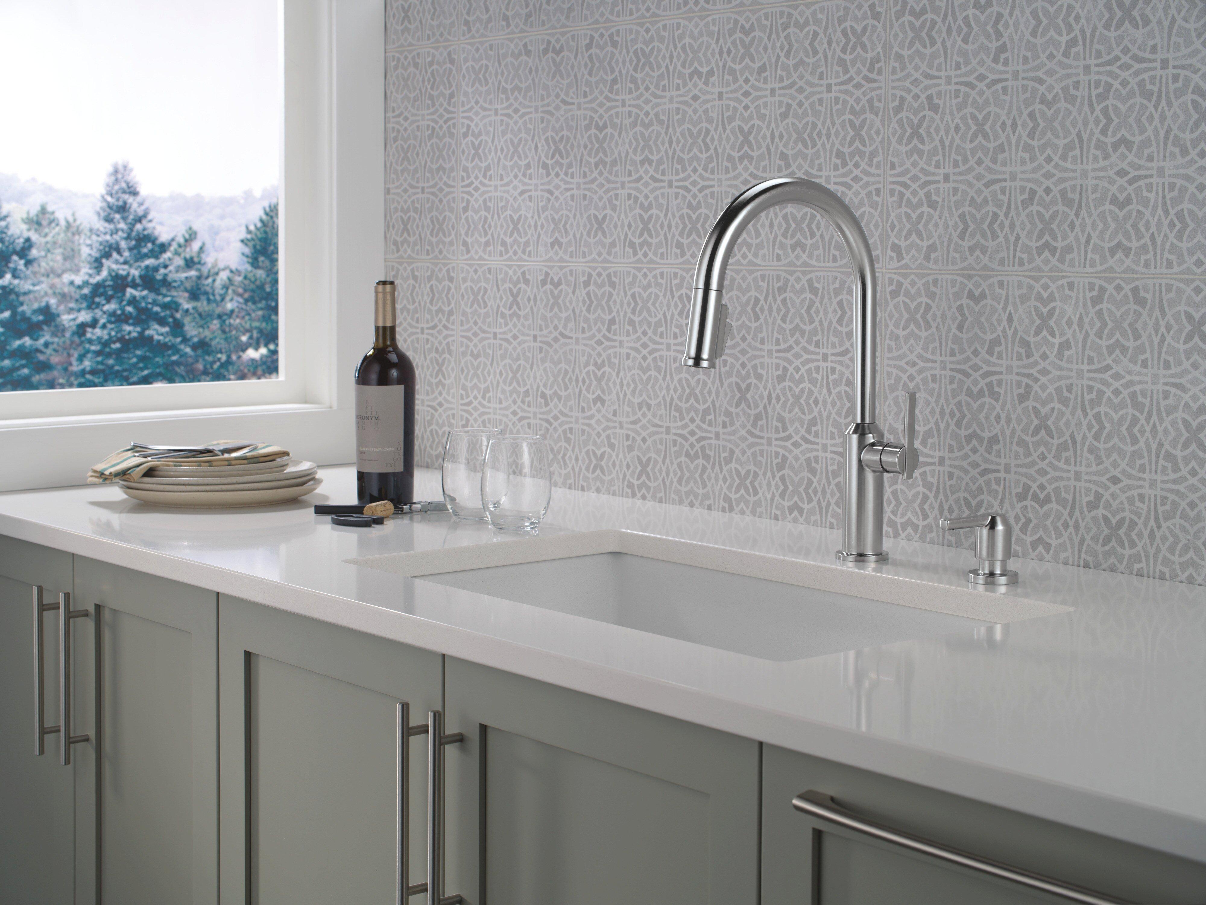Delta Cordova: Metal Soap Dispenser 