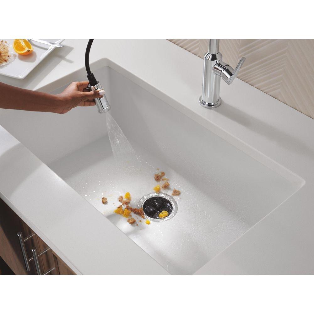 Delta Cordova: Single Handle Pull-Down Kitchen Faucet 