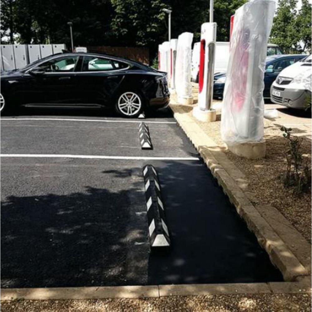 6 ft. Black/White Parking Curb Park-It 