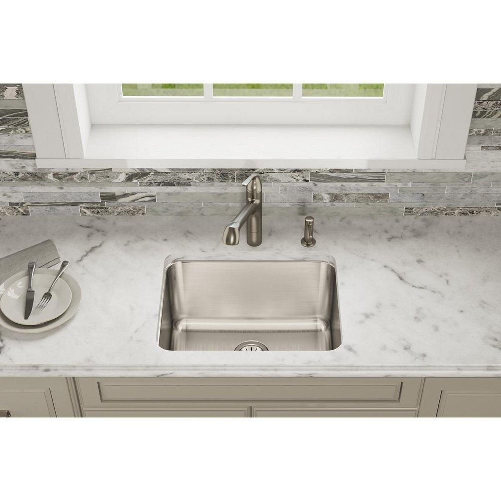 Elkay Lustrous Satin 23-1/2 x 18-1/4 in. No Hole Stainless Steel Single Bowl Undermount Kitchen Sink 