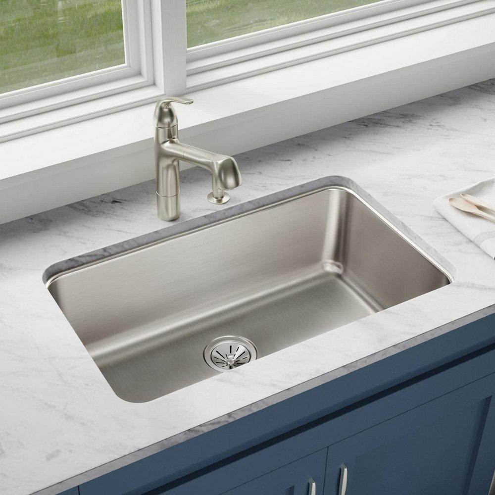 Elkay Lustrous Satin 30-1/2 x 18-1/2 in. Stainless Steel Single Bowl Undermount Kitchen Sink with Sound Dampening 
