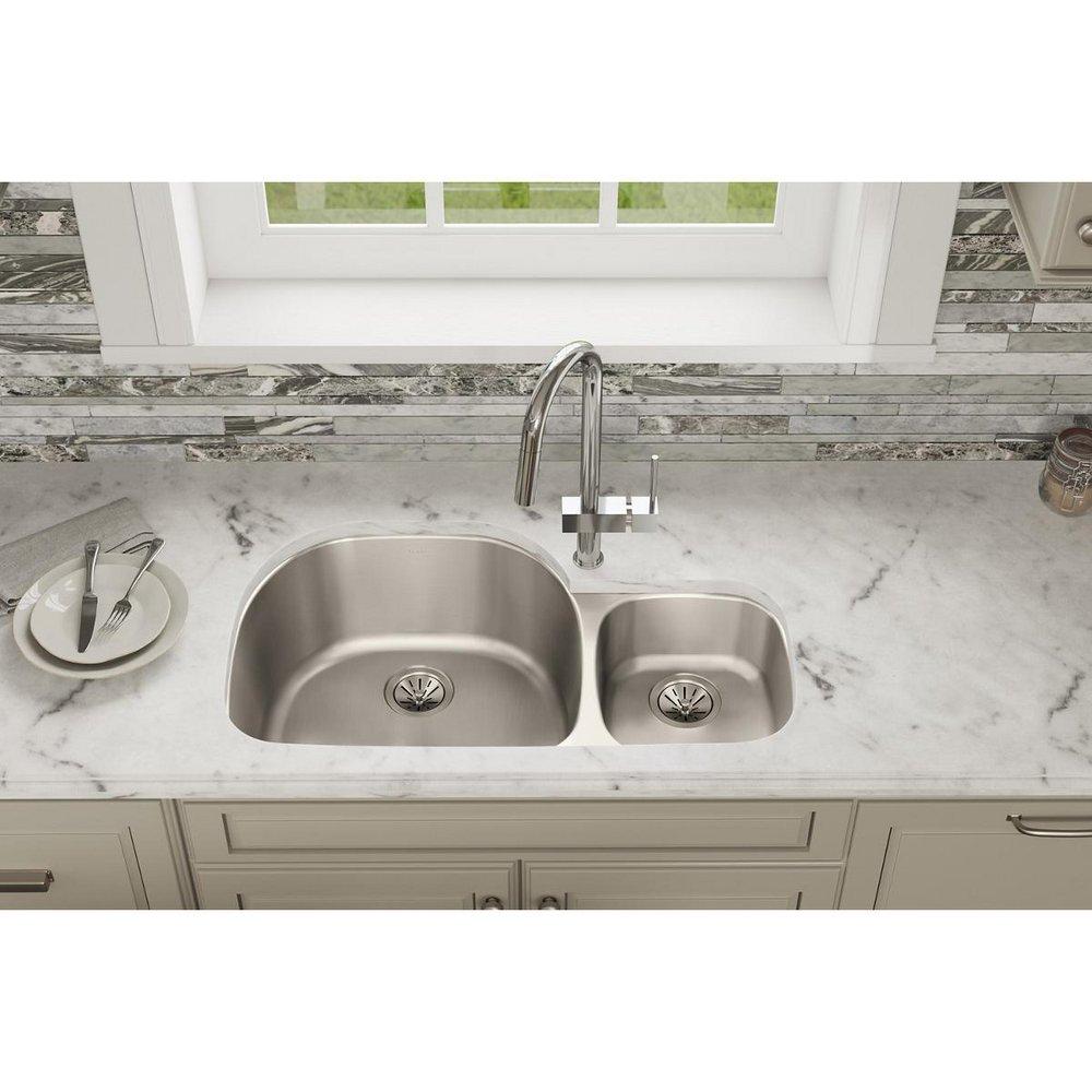Elkay Lustrous Satin 36-1/4 x 21-1/8 in. No Hole Stainless Steel Double Bowl Undermount Kitchen Sink 