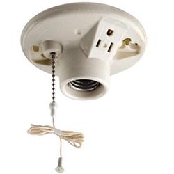 Porcelain Lampholder with Receptacle in White