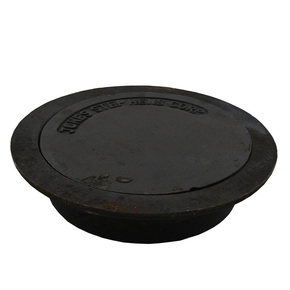 Jones Stephens Black Cast Iron Plain Lid and Ring 
