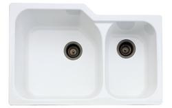 33 in. Undermount Fireclay Double Bowl Kitchen Sink in White