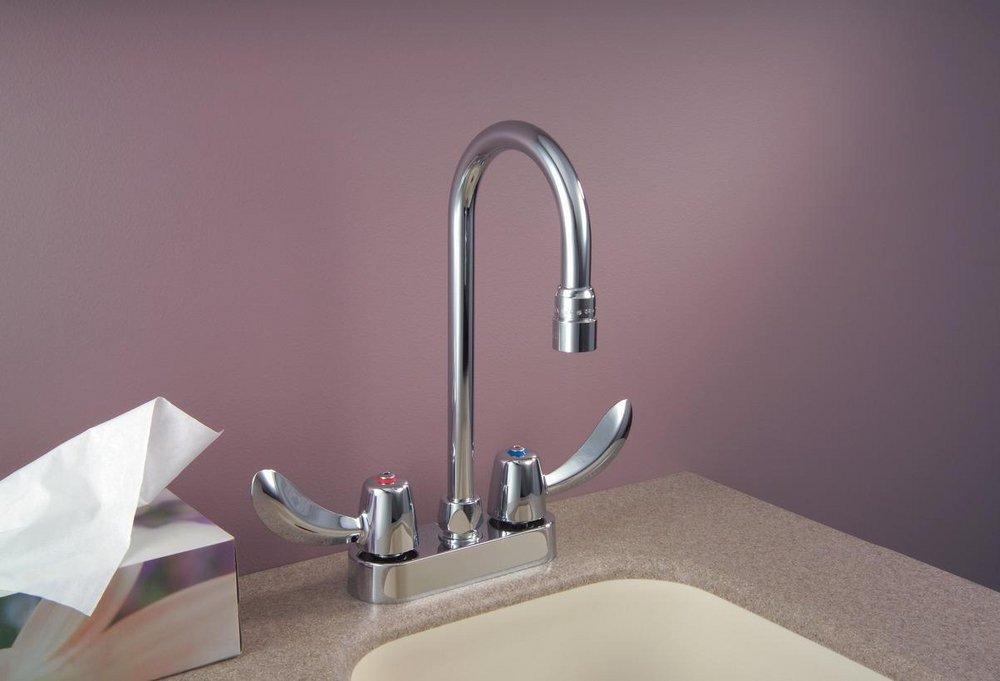 Delta Faucet Chrome Two Handle Kitchen Faucet 