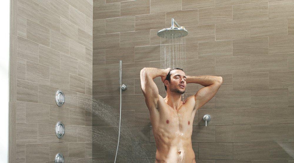 Moen Polished Chrome Single Function Full Showerhead 