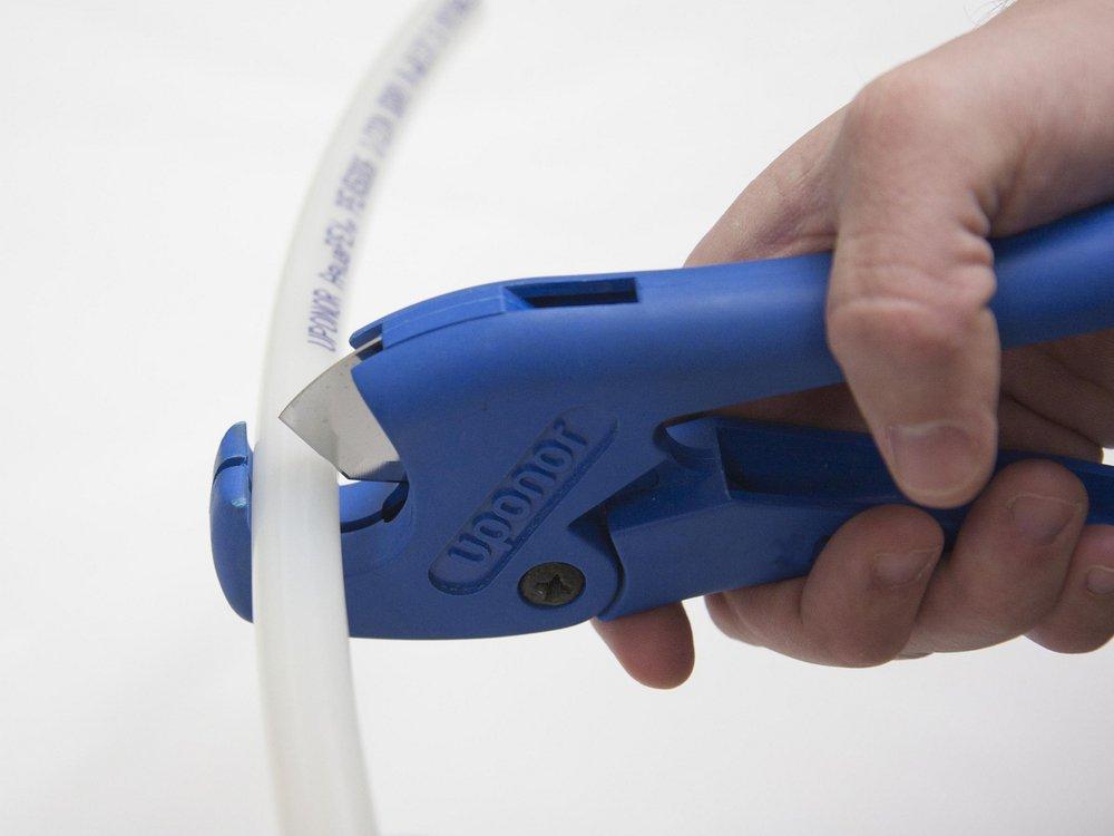 Uponor Blue Plastic Cutter in Blue 
