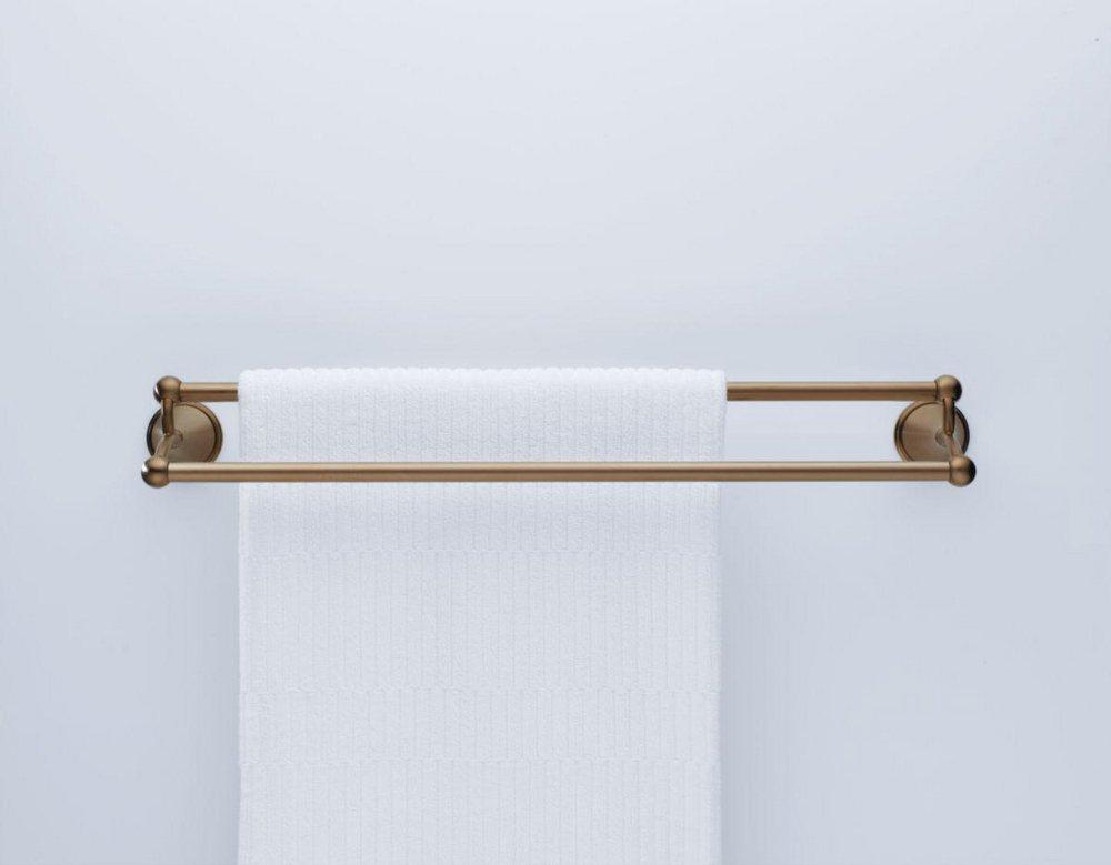 Brizo Venetian Bronze 24 in. Towel Bar 